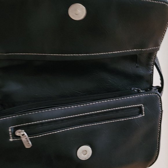 SOLD - Baci Italian Leather Crossbody Bag/Wallet - Picture 3 of 8